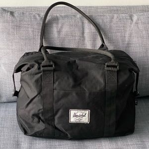 Hershel strand tote